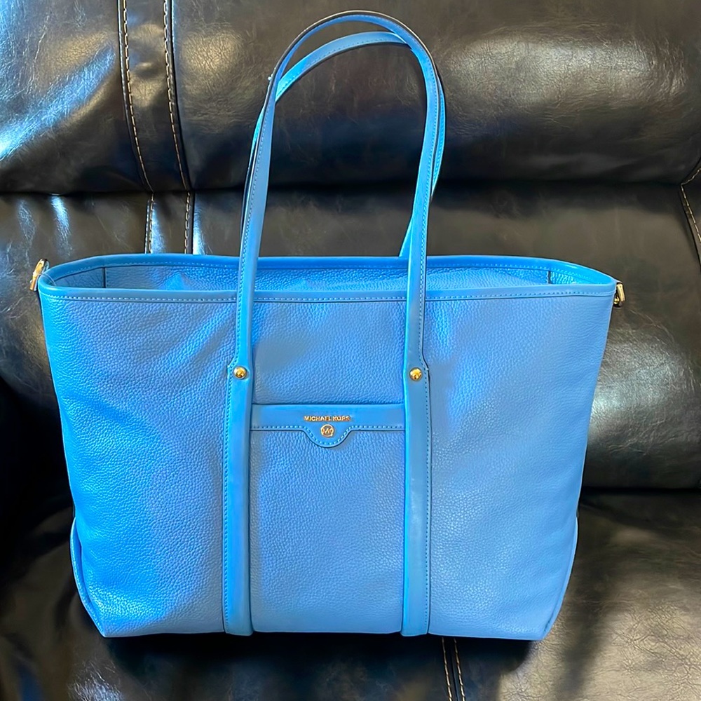 Michael Kors Blue Bag